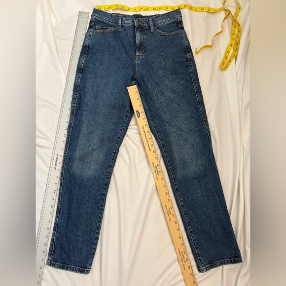 KÜHL Blue Jeans Women’s 6 Reg Straight Leg Mid Rise - Picture 2 of 7